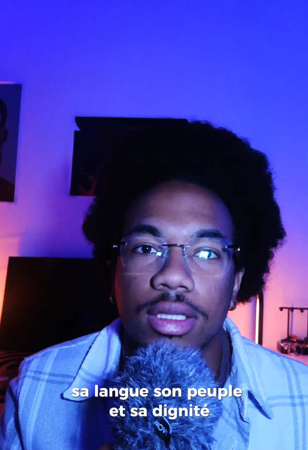 Ils ont tenté d’effacer son existence… mais son héritage est INEFFAÇABLE 💥 Découvre l’histoire fascinante de ce royaume africain méconnu, qui a marqué son époque par sa culture, son pouvoir et sa résistance. 🛡️🔥 ⚠️ Tu connaissais le Kasaï ? 💭 Tu penses qu’on parle assez de l’Histoire africaine ? 💬 Donne ton avis en commentaire & partage pour que cette histoire ne soit plus jamais oubliée ! 🙌🏾🗣️ #HistoireAfricaine #Kasaï #RoyaumeOublié #CultureAfricaine #Découverte #SavoirEstPuissance #AfriqueFière