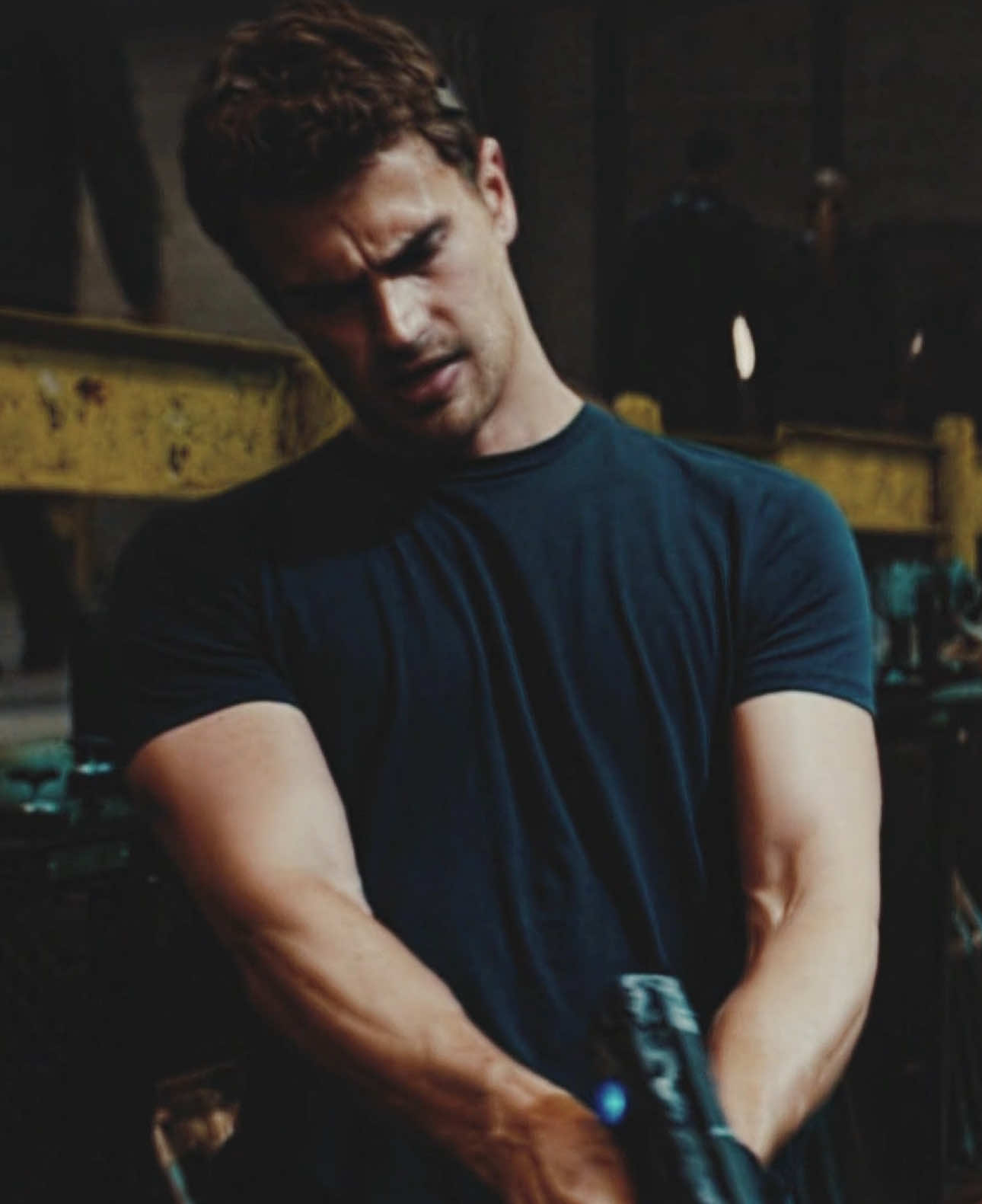 every girl had a crush on him in the divergent series #tobiaseaton #fourdivergent #divergent #theojames #tunasvoid 