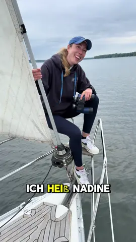 Ich heiß Nadine, ich wurd gekündigt und mach heut 'n Praktikum als Skipper