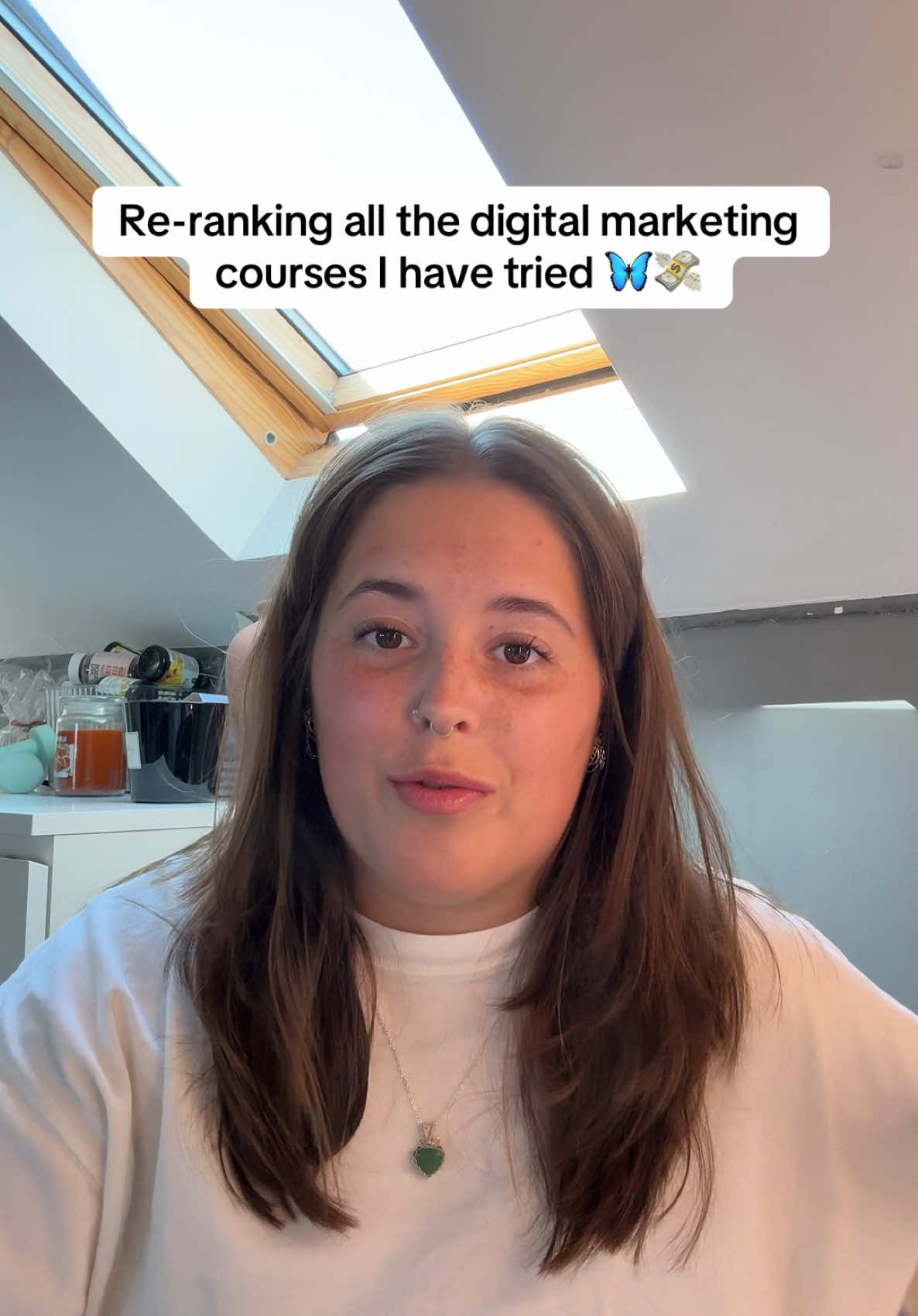 Re-ranking all the digital marketing courses I have tried from the bottom to the top 🦋💸 #sidehustles #digitalproductsforbeginners #startdigitalmarketing #extraincome #digitalmarketingjourney 