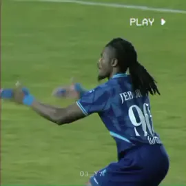 ابو الاحاديه 😂🔥.. #زيوني_محمد #نادي_القوة_الجوية #الجوية #الجويه_عشق_لا_ينتهي #الدوري_العراقي 