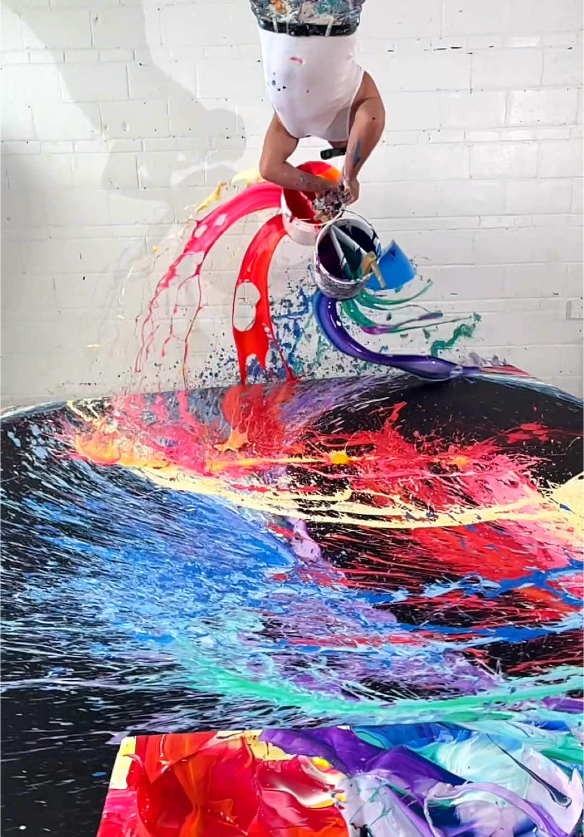 Extended cut of the creation of “Trogon” 10ft x 10ft $50,000 — SHOT ON DJI OSMO ACTION 5PRO #djiosmo #osmoaction5pro 🦜🐦‍🔥“Trogon” meaning: a tropical bird known for its bright plumage. The Resplendent Quetzal, a trogon species, was sacred to the Maya and Aztecs, symbolizing freedom and linked to the god serpent Quetzalcoatl whose name means “Feathered Serpent” is a god of transformation, representing divine intelligence, renewal, and the sacred union of opposites.