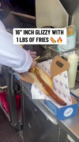 Dodger Stadium has The Slugger: 16 inch hot dog with a pound of fries for $40 🤑 (Via @Stadium Food Girl, 🏟🍴👧)  #MLB #baseball #mlbbaseball 