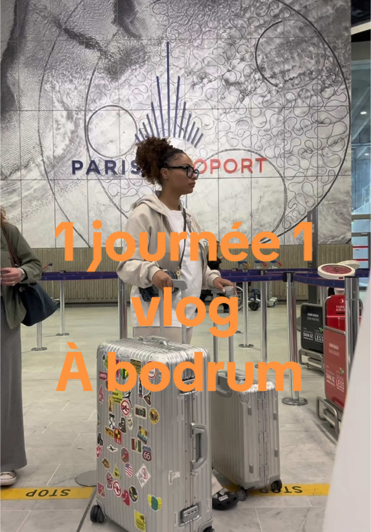 1er vlog à bodrum à demain pour le prochain ❤️ suivez moi sur snap : celiaskyy