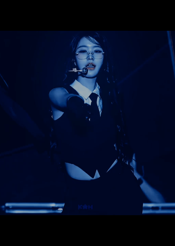 tu joga pra trás #woonyoung  #ive #Kpop #edit #editkpop #funk #editfunk #fyp #viralvideos #ivewoonyoung 