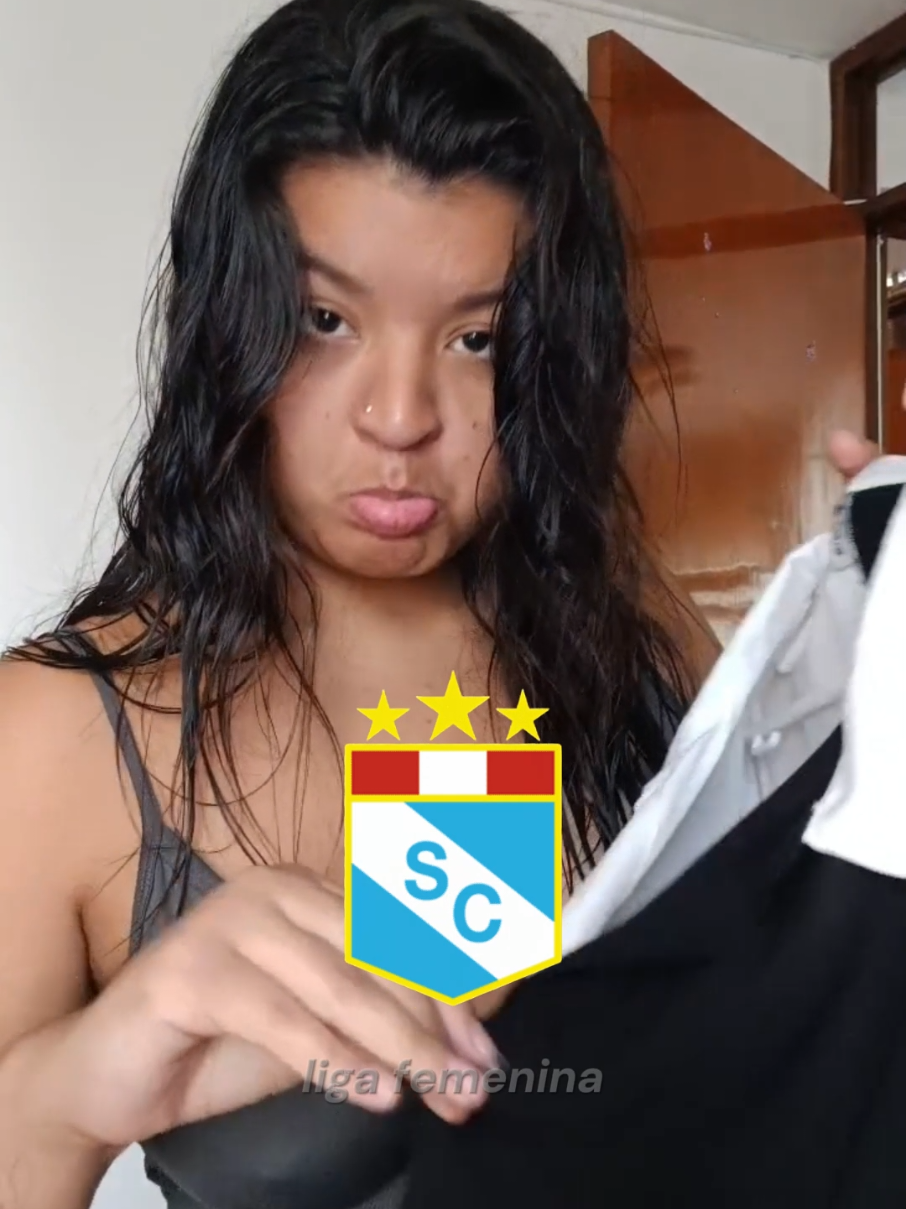 Liga Femenina: Sporting Cristal ⚽️ Conocí el taxi moto y no lo solté jajaja 😂 pd: rappi no me pagó por esto y lo peor es q uso más didi food #lima #perú #sportingcristal #ligafemenina #liga1 #futbol⚽️ 