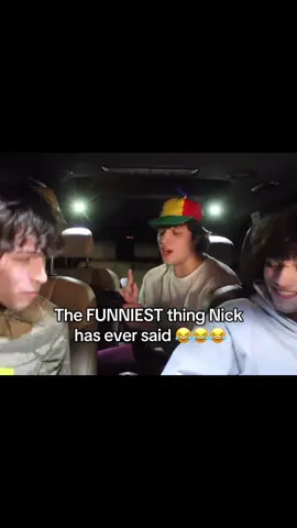 “I WAS LITERALLY ATTACHED TO AN UMBILICAL CORD” #sturniolotriplets #mattsturniolo #nicksturniolo #chrissturniolo #fyp 