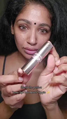 I love a good tinted lippie & haven't stopped wearing this since the moment I got it 😍 @SAINT LAURENT ✨️✨️ #makeup #beauty #lipbalm #yslbeauty #tintedlipbalm #loveshine #candyglow #ysllipstick 