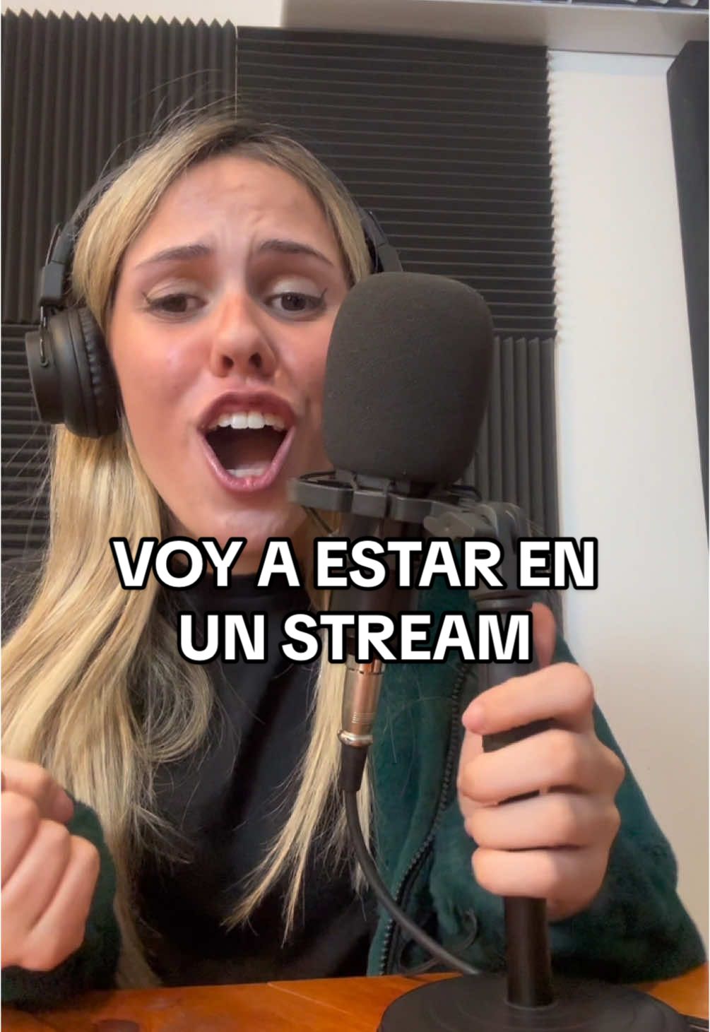 TODO LLEGA, ya les voy a estar avisando que días estoy y todoooo @Botox Canal #streaming #stream #cordoba #Vlog 