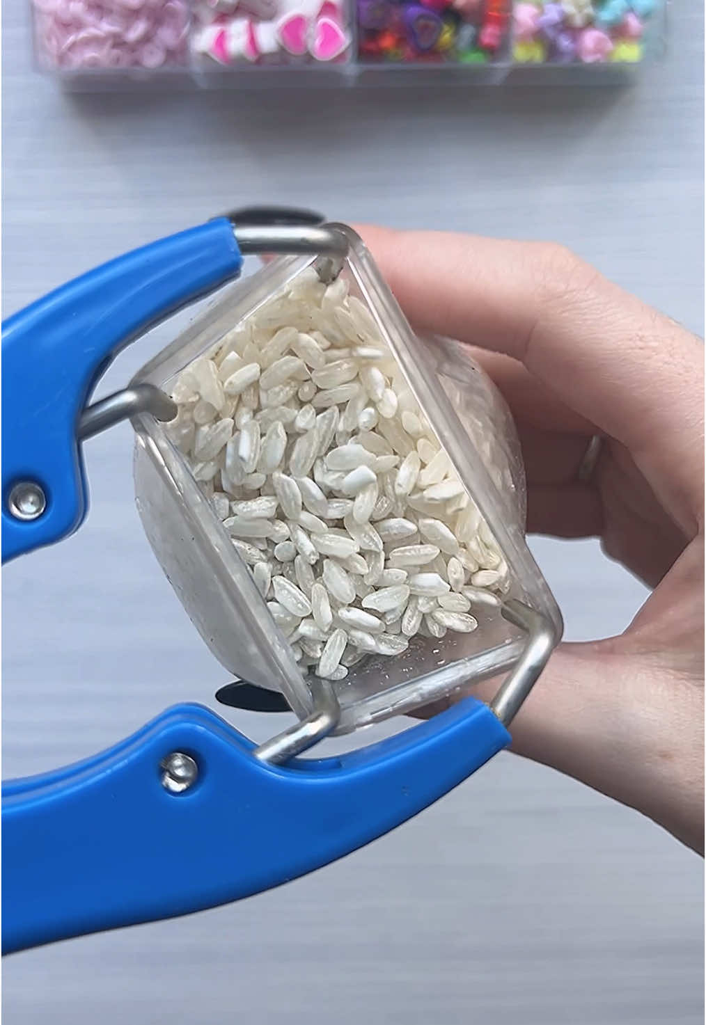 Antistress with rice 🍚  #arsm #satisfyingvideos #immersive #decompression #antistress #squishy #stressball #dyi #handmadetoys 