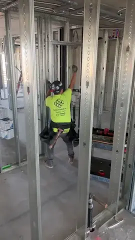 what the helly 😭 (song: ilyTOMMY - pretty ho3) #ilytommy #explorepage #fyppppppppppppppppppppppp #dance #construction #vibe #undergroundmusic #fypシ゚viral #memecut #bluecollar #xyzbca #viralsong #tiktokviral #memecut #jerk #hoodtrap #underground #tiktokviral #tik_tok #tiktok 