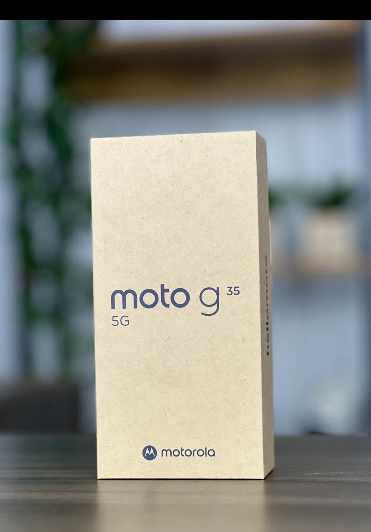 📱🔥 O Motorola Moto G35 5G é puro poder! 🚀 12GB RAM + 256GB, tela 6.7” FHD+ 120Hz e câmera 50MP com IA que grava em 4K. 📸 Bateria de 5000mAh com TurboPower™ e 5G ultrarrápido pra você voar! 😎 Design em vegan leather, NFC e Gorilla Glass 3. É o smartphone dos seus sonhos! 💫 👉E o melhor: tem 15% de desconto na nossa loja da Shopee com o cupom “NEWDREDES”! Aproveite a oferta e comenta “EU QUERO” que te envio o link 🛒 #MotoG35 #5G #TecnologiaQueImpressiona #smartphone