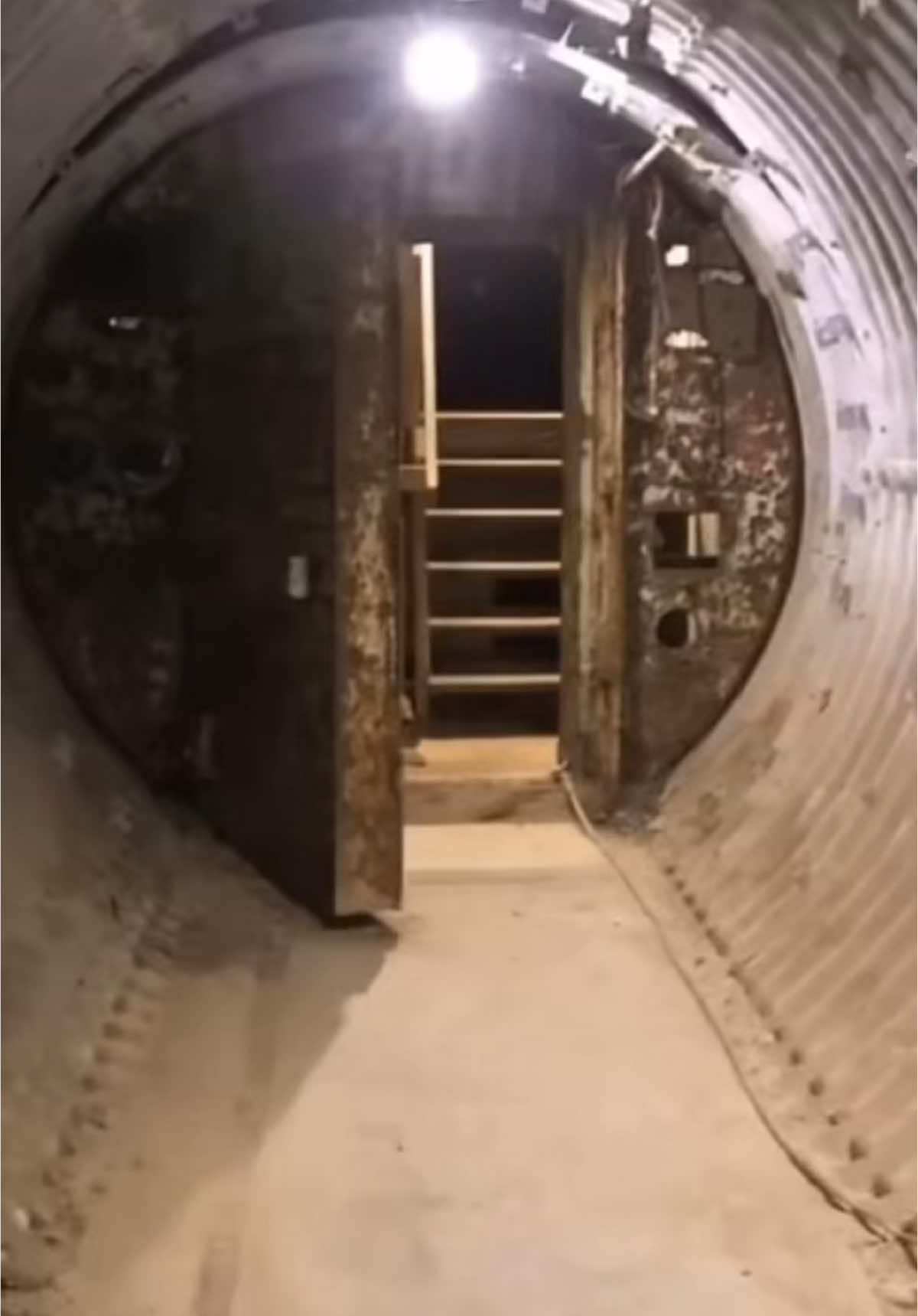La creación de Búnker debajo de la tierra #bunker #estadosunidos🇺🇸 #elite #misterio #miedo 