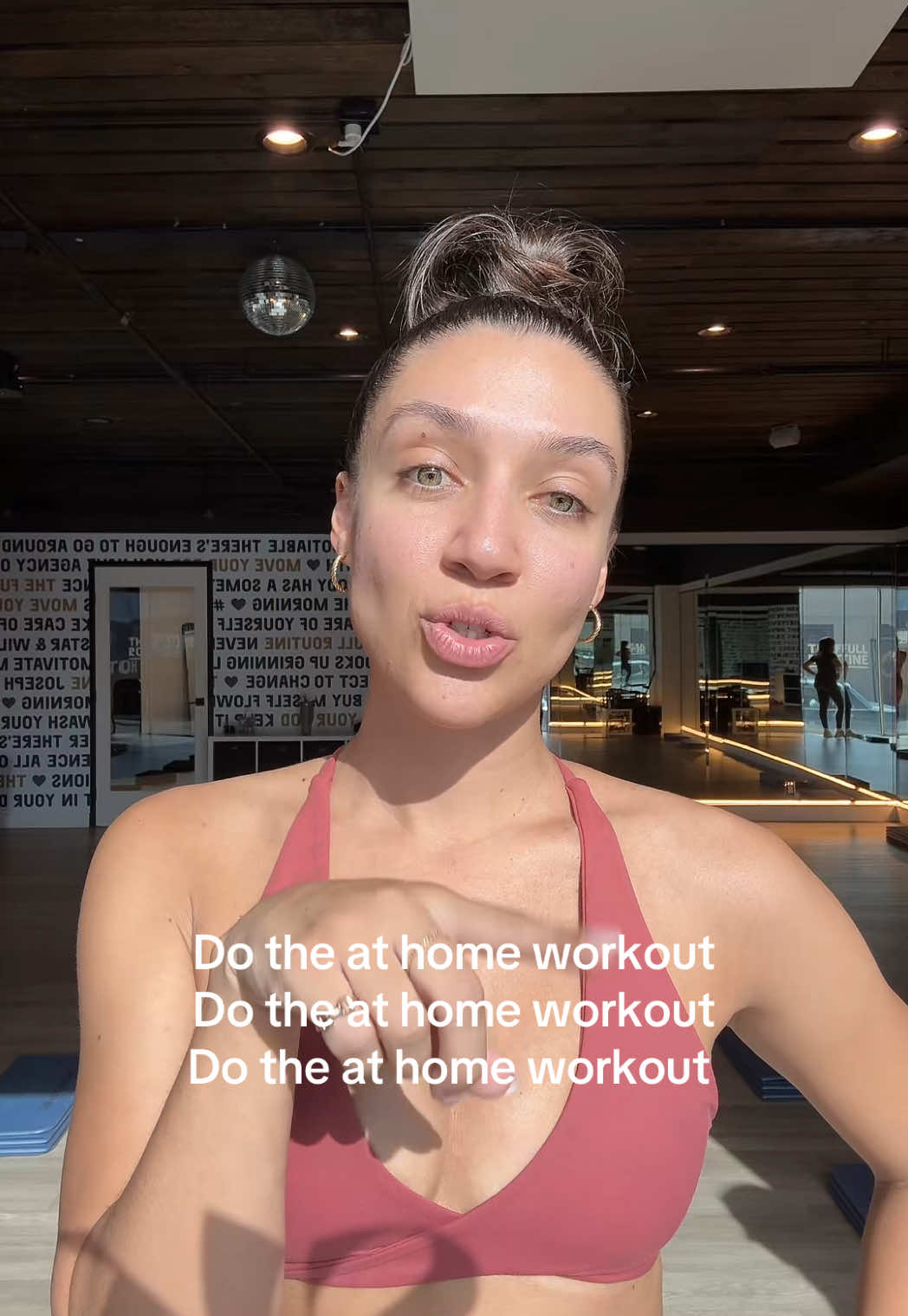 This is your sign 😏 Our On Demand program is just $5 for the first week. TheFullRoutine.com to try it out. @ashleygabrielleallen #athomepilates #athomeworkout #homeworkout #pilates #tfrmat #thefullroutine 