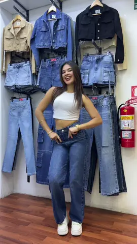 Nuevo lote disponible 🤗 Encuéntralos por unidad, mayor (03) y docena (12) #somosfabricantes #widelegjeans #gamarra #pudesajeans 