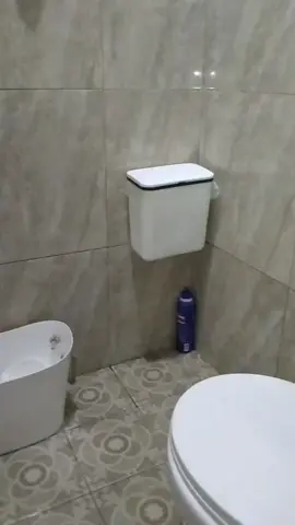 Tempat sampah gantung #tempatsampahgantung  #tempatsampahkamarmandi  #tempatsampahestetik  #fyp  #fypシ゚  #viral 