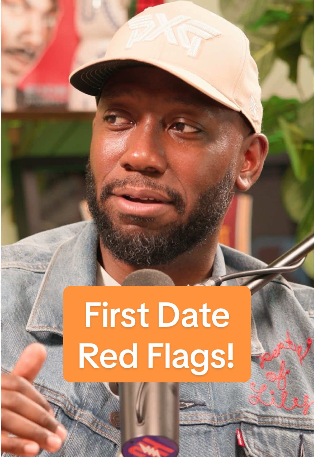 FIRST DATE RED FLAGS?👀 #firstdate #redflags #relationships #dating 