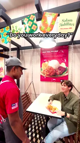 Jom lah ke Marrybrown, open 7 days a week!  #MarrybrownMY #SomethingDifferent #MemangBuatanMalaysia #MBMadeInMalaysia #TikTokMalaysia