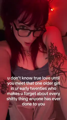 i need a foot job and also this is about @leada i would be dead w/o u ily 