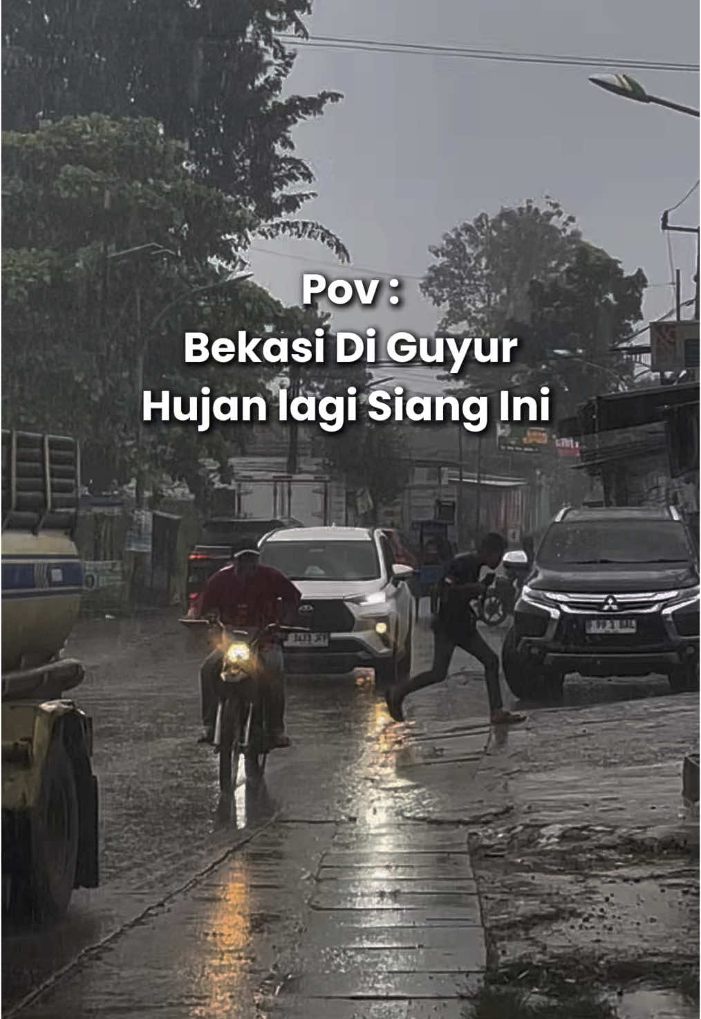 Coba info yang sama ujan juga di tempat nya ada?  #bekasi #kotabekasi #fyp #ceritabekasi 