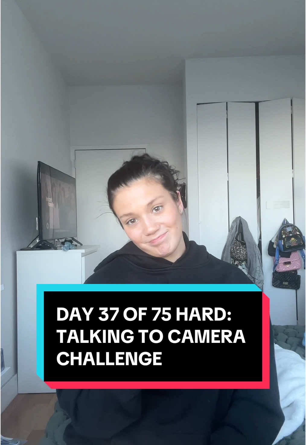 DAY 37 OF 75 HARD: TALKING TO CAMERA CHALLENGE Ya girl has been going through it this week but luckily I get to get some rest and plan on doing some pampering this week 🧖🏻‍♀️ #fyp #girltok #GymTok #gyminfluencer #fitnessinfluencer #gymgirl #gymmotivation #gyminspiration #talktocamera #girlproblems 