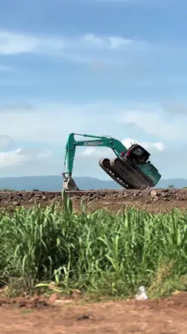 #kobelco_sk200 #kobelco #วัยรุ่นบ่อดิน🚜🚛 #ฟีดดดシ #เปิดการมองเห็นเถอะ 