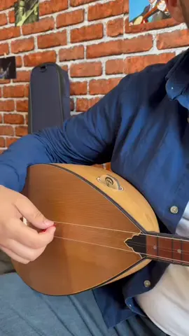 Türkünün ismini bilenler yorumlara alalım… Profesyonel dut bağlama bilgi için bizlere ulaşabilirsiniz #bağlama #keşfetteyizzz #türkiye #çukur #cura #sudiarabia #hollanda #belçika #musicvideo #almanya🇩🇪 #keşfet #musicvideo #müzikevrenseldir #bağlamasesi 