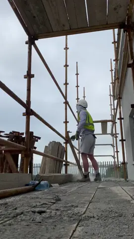Bit of graft done there today #construction #scaffolding #fyp #fyppp #ireland #theglen #viralditiktok #viralvideos 