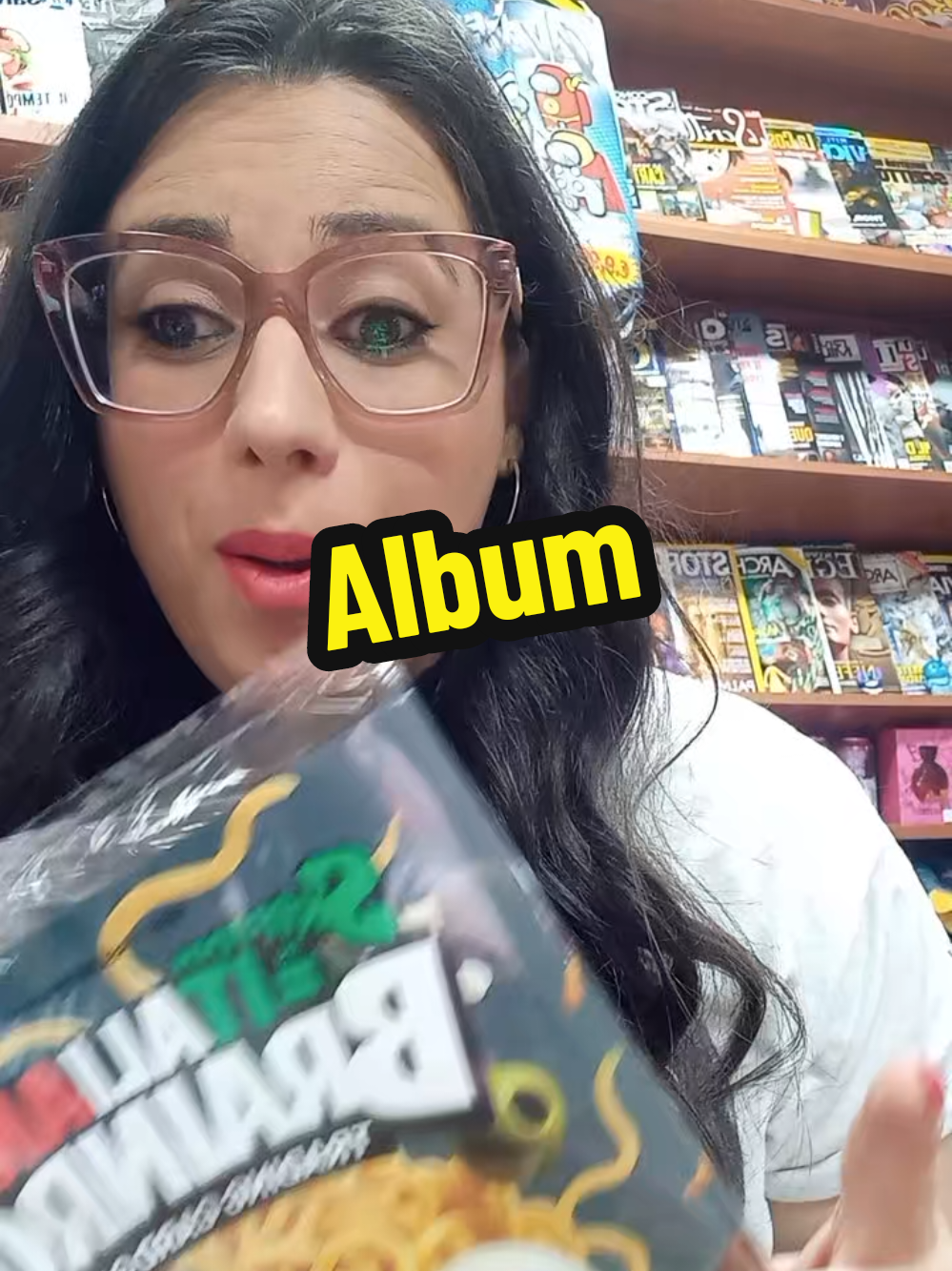 Nuovi album di carte collezionabili #sbustiamo #skifidol #edicolatiktok #concyedicolante #diramix @Skifidol 