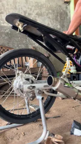 Engine ON🤩 #mx200cc #mx #mxking #mxbali #sleepengine200 #jupiter #jupitermx #mxold #mxoldmenolakpunah #mxold135 #racing #tekno #fyp #bismillahfyp #fuwungkul147 #herexjatim #bali 