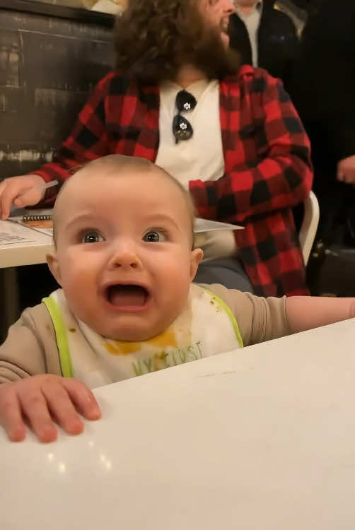 How babies react when they are frightened  😂😂 #baby #funny #foryou #fyp #babylove #happy #usa #kids #haha 