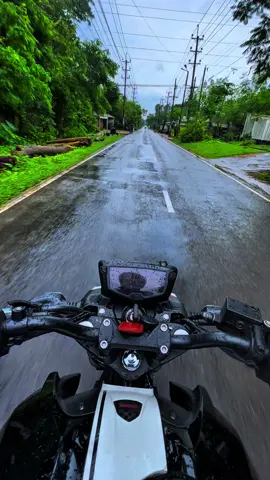 Rain washed the roads, but not the thoughts. 🌧️🖤                                                               #foryou #bike #4v #tiktok 