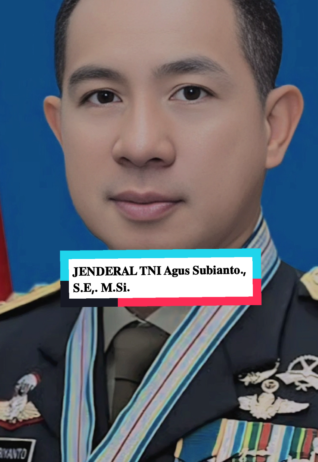 𝐉𝐄𝐍𝐃𝐄𝐑𝐀𝐋 𝐓𝐍𝐈 𝐀𝐠𝐮𝐬 𝐒𝐮𝐛𝐢𝐚𝐧𝐭𝐨., 𝐒.𝐄,. 𝐌.𝐒𝐢. (lahir 5 Agustus 1967) adalah seorang perwira tinggi Tentara Nasional Indonesia Angkatan Darat yang menjabat sebagai Panglima Tentara Nasional Indonesia sejak tanggal 22 November 2023, menggantikan Laksamana TNI Yudo Margono, berdasarkan Surat Keputusan Presiden (Keppres) Nomor 102/TNI/Tahun 2023 tentang Pemberhentian dan Pengangkatan Panglima TNI. #agussubiyanto  #indonesia🇮🇩  #fypシ #fypシ 
