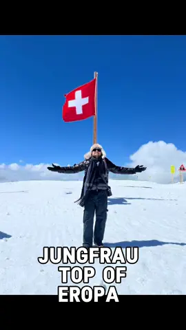 Alhamdulillah, atas izin Allah, saya berhasil memijakan kaki di Gunung Jungfrau, gunung tertinggi ke-3 di Pegunungan Alpen. Ini adalah percobaan ke-2 untuk sampai ke puncak tertinggi.  Percobaan pertama gagal total, saya mengalami hipotermia dengan gejala badan mengigil hebat, muntah, napas sesak, dan detak jantung yang lebih kencang dari biasa. Saya juga melihat seorang wanita asal India yang mengalami hipotermia, kaku, dan pucat.  Beberapa petugas juga menyarankan pengunjung asal Asia Timur untuk tidak melanjutkan ke puncak.Pikiran saya sudah ilusi jauh, seakan-akan sudah di ambang sakratul. Di saat bersamaan, saya menghubungi abang kandung saya, Wan Futra Thaza Alhinduan sekadar info bahwa napas saya sesak. Beliau menyarankan agar saya sudahi saja dan turun kembali ke stasiun yang lebih rendah untuk mencari udara yang lebih stabil. Kami pun memutuskan untuk kembali. Namun, saat dalam perjalanan ke stasiun yang lebih rendah, hati dan pikiran saya berkecamuk. Tujuan ke sini adalah menaklukkan puncak tertinggi Swiss, dan kalau tidak sekarang, kapan lagi? Ini adalah kesempatan di depan mata. Saya memutuskan dengan keteguhan, 