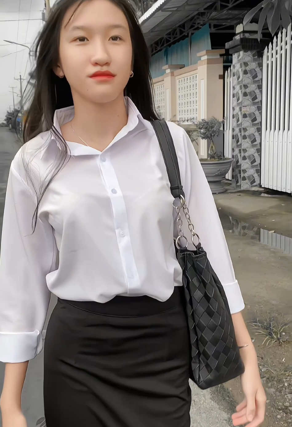 Áo Sơ Mi Nữ Tay Dài Có thể mặc đi làm, đi chơi, đi tiệc…#aosomi #aosominu #aosomitrang #aosomitaydai #thoitrangnu #xuhuong #thinhhanh 