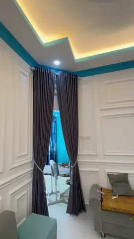 Alhamdulillah Selesai Pemasangan 🤲🏻  • Sedang cari Gorden Minimalis Gorden cantik untuk memperindah rumahmu atau tempat usahamu supaya terlihat menawan dan menjadi elegan? Bisa banget di @rifal_gorden05 😍🥰 • Pelayanan dari kami tentunya cepat, dan tentunya termurah, Kami akan langsung datang ketempat Anda *FREE BIAYA SURVEY.🚙🛵 • Di Rifal Gorden  Keunggulan kami : ✅Gratis Survey & Pengukuran ke Lokasi  ✅Gratis konsultasi ✅Gratis Pemasangan  ✅Jahitan rapi, finishing steam uap 3 ✅Proses pengerjaan cepat  ✅Kami bawakan katalog jenis bahan kain ✅Menerima permak & loundry Gorden • ➡️Kami bisa melayani dimanapun anda berada tanpa harus keluar rumah. Memperindah Rumah, Masjid, Mushola, Hotel, Kantor insya Allah kami siap. • ➡️Konsultasi dan pemesanan bisa hubungi no WA : ☎️085701424102 #wonosobo #banjarnegara #gordenwonosobo #gordenbanjarnegara #gorden #gordenmurah #gordenminimalis #gordencantik #diengwonosobo #tkwwonosobo #tkwtaiwan #tkwhongkong #villadieng #interiordieng #interiorbanjarnegara #interiorwonosobo #interiordesign #interiorrumah #gordenjawatengah #tkwsingapura🇮🇩🇸🇬 #tkwtaiwan_indonesia🇮🇩🇹🇼 #tkw 
