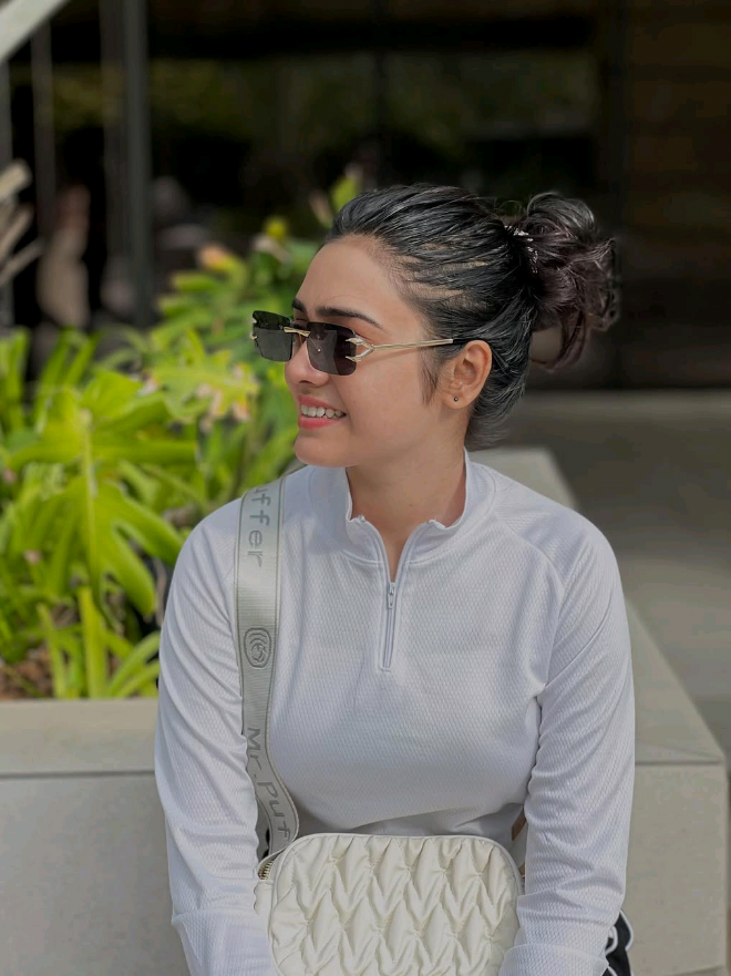සීනී බෝලේ 🌚❤️🍭 || Kaweerna Fanss #Fty #GoViral #hirutvlk #ronsoya #TikTok #ForYou #ForYourPage #Nostalgia #Kaweerna_Wanniarachchi🍭🦋 #Trending @Kaweerna🎀 