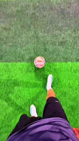 Master this move = Instant street legend! 🏆⚽️ . Big thanks to @pannafiend for the amazing skill!🙌 . . #football #Soccer #footballskills #tutorial #reels #foryoupage❤️❤️ #viralmyacount #viralvideos #1millionaudition 