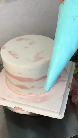 #CapCut very nice tools and beautiful blue cake #fyp #cake #caketiktok #diycake #beautifulcake #cakepiping #pipingcake #cakepipingvideo #vintagecake 
