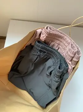 #cargopants #cargopantsoufit #baggypants #loosepants 