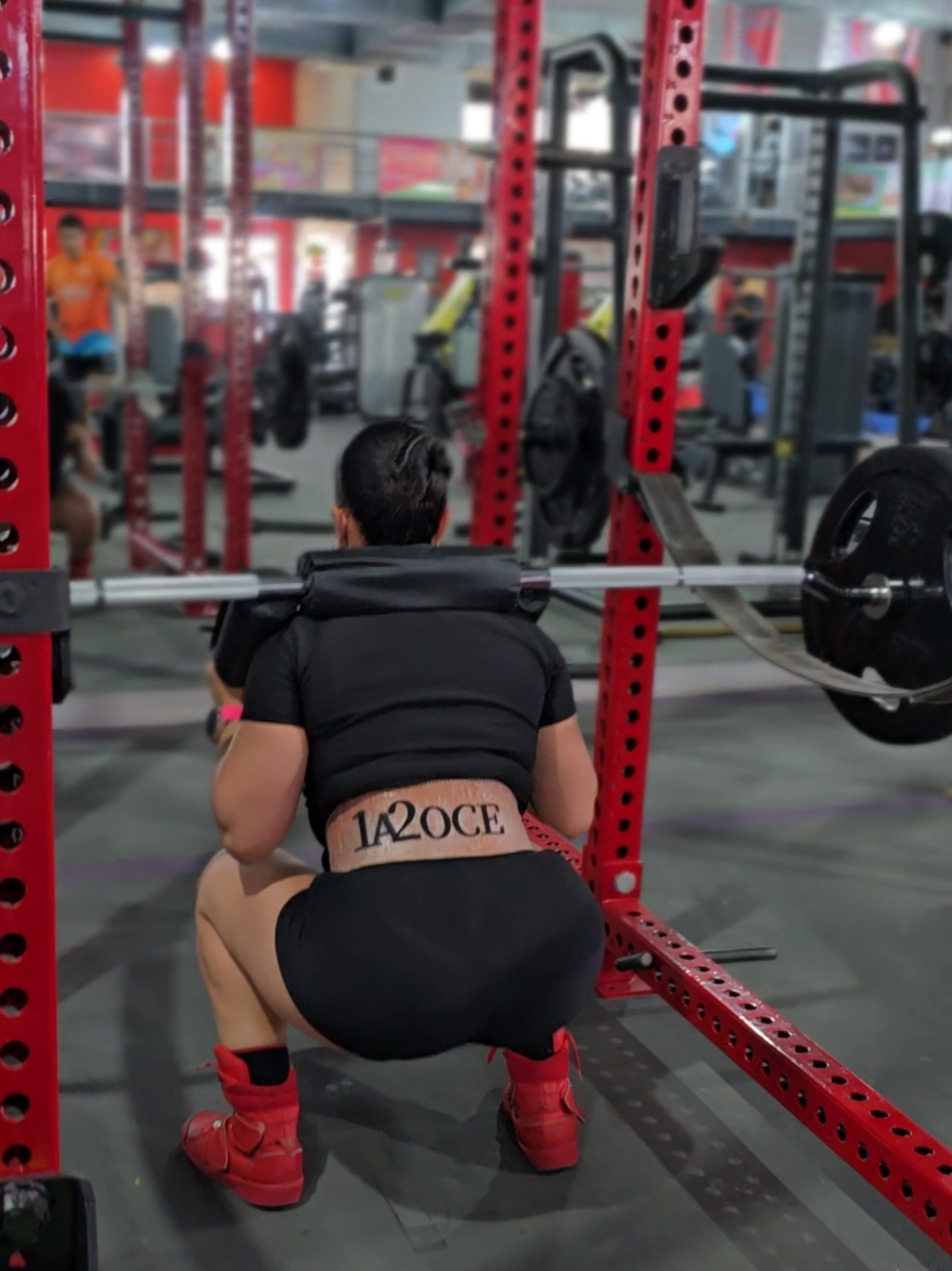 PARTE 1  #squats #legday #safetybar #Gym @1a2oce Wellness Experience 