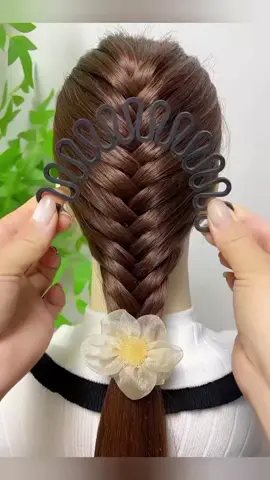 Handmadekids #handcraft #handmade# #DIY #fyp #tutorihandcraftedbyara #usefulcrafts #kids #handcraft #recycle #easycrafts #foryou #simpletutorialal #viral #fypシ #foryoupage #tiktok #trend