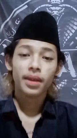 korang lebih, nyu'on saporah#lewatberanda#lewatberandafyp#katakatamadura #katakatamotivasi#foryou #foryoupage #sadstory #sadvibes #lumajang24jam🔥 #gausahfyp #conkusril27 #4u #xzyabc #fypシ゚ 