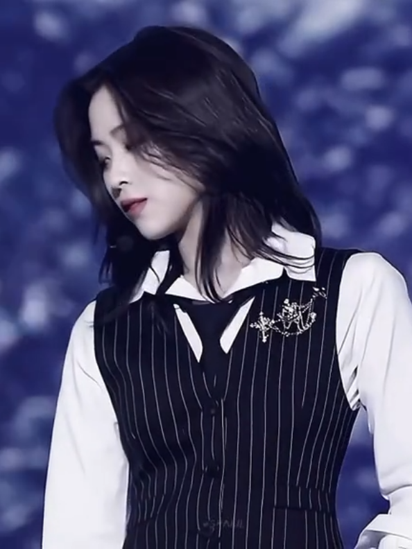 my fav duo🖤 #ryujin #winter #itzy #aespa #aetzy 