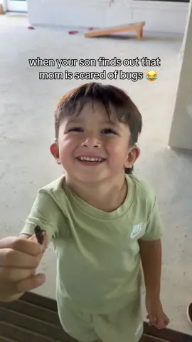 I’ve never seen her run so much!😂 @cristalallure #bug #mom #son 