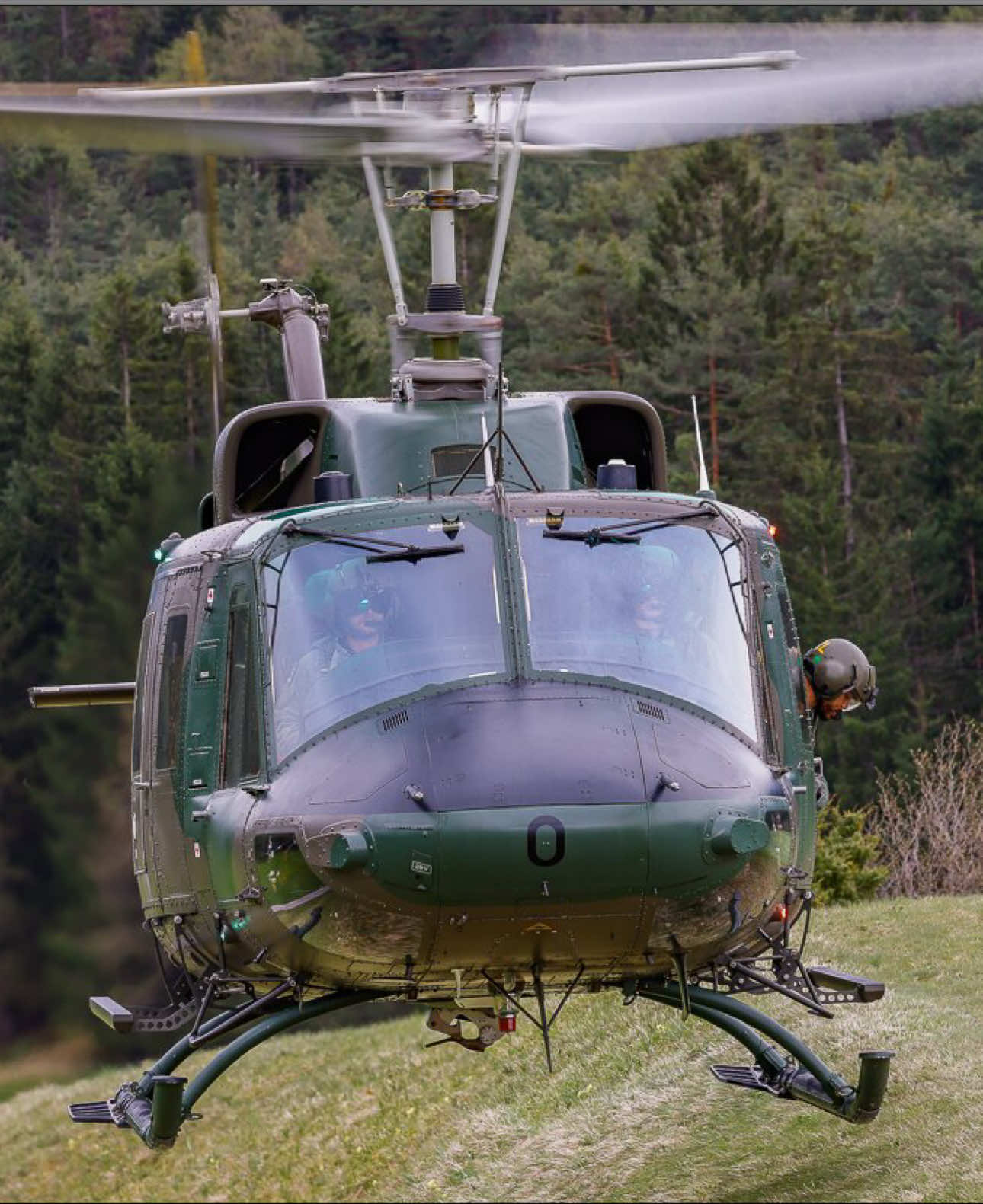 Describe this sound in one word! #huey #helicopter #sound #fyp 