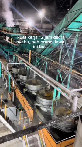 Badai aja diterjang apa lagi cuma 12 jam🤣 #storypabrik #buruhpabrik #kuliboy🤙😜🚀 #anakrantau #fypage #masukberanda #pabriksawitkalimantan 