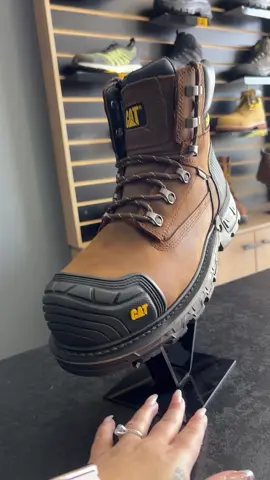 Botas Caterpillar Dieléctricas Punta Compuesta de Carbono ✅ industrial 🇺🇸  PEDIDOS Y CATÁLOGOS WHATSAPP 0987230164 NORTE DE QUITO 🏙️  REALIZAMOS ENVÍOS GRATIS EN TODO ECUADOR 🇪🇨 🇪🇨 🇪🇨 🇪🇨  #caterpillarequipment #maquinariaa #steeltoe #CATERPILLAR365C #STEELTOE 