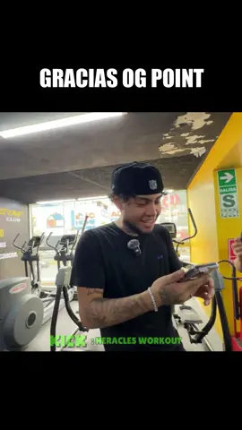 JAJAJAJAJJAJAJAJA #streaming #streamer #clips #clipviral #perú #kickclips #kick #heracles #viral_video #videoviral #random #humor #irl #clipsvirales  @neutroogg @heracles_workout