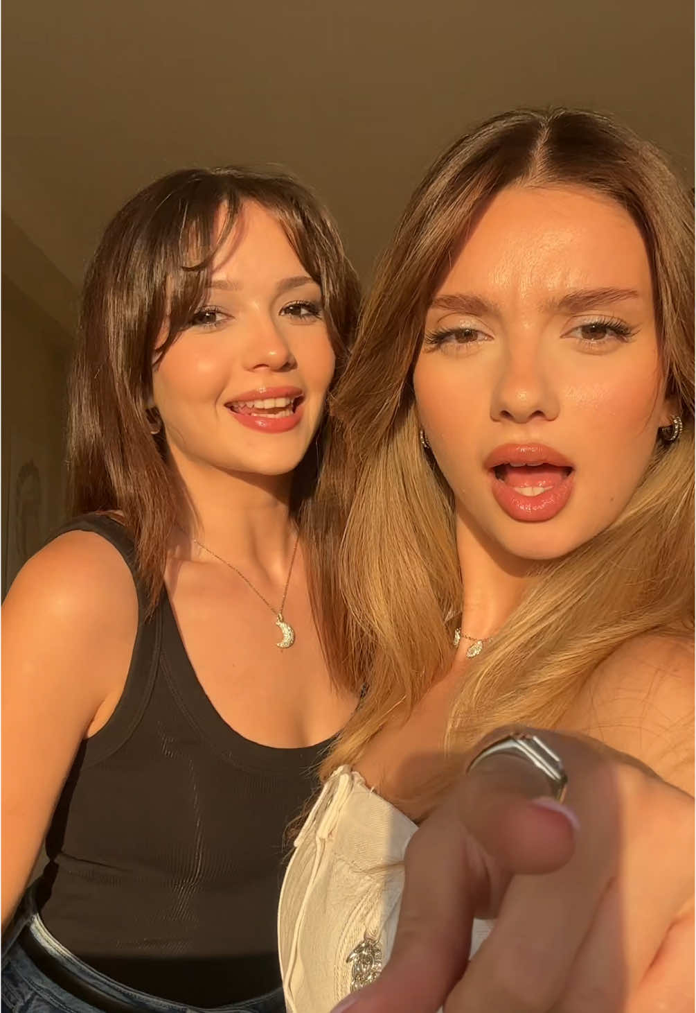 😚😚